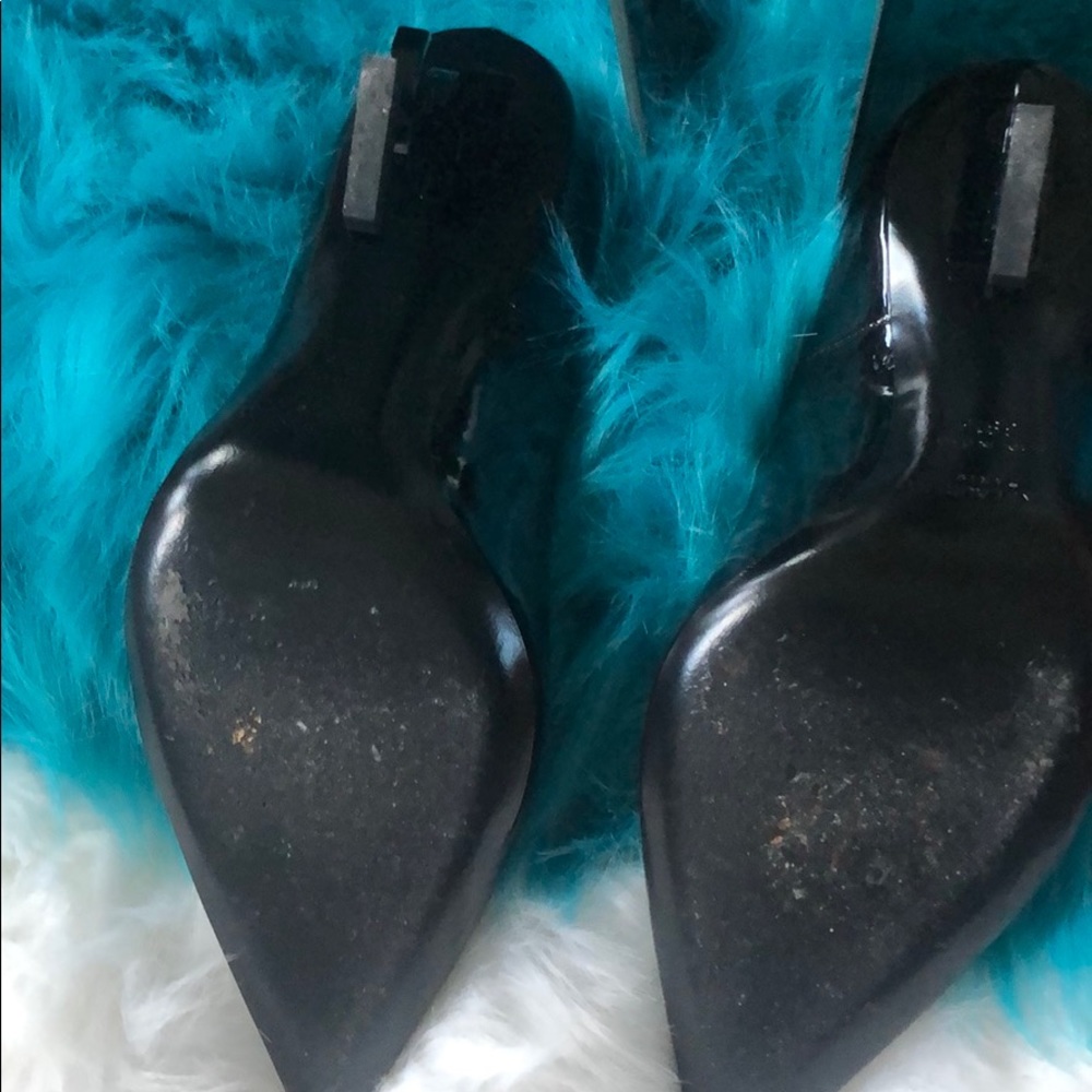 Heels - Picture 3 of 8